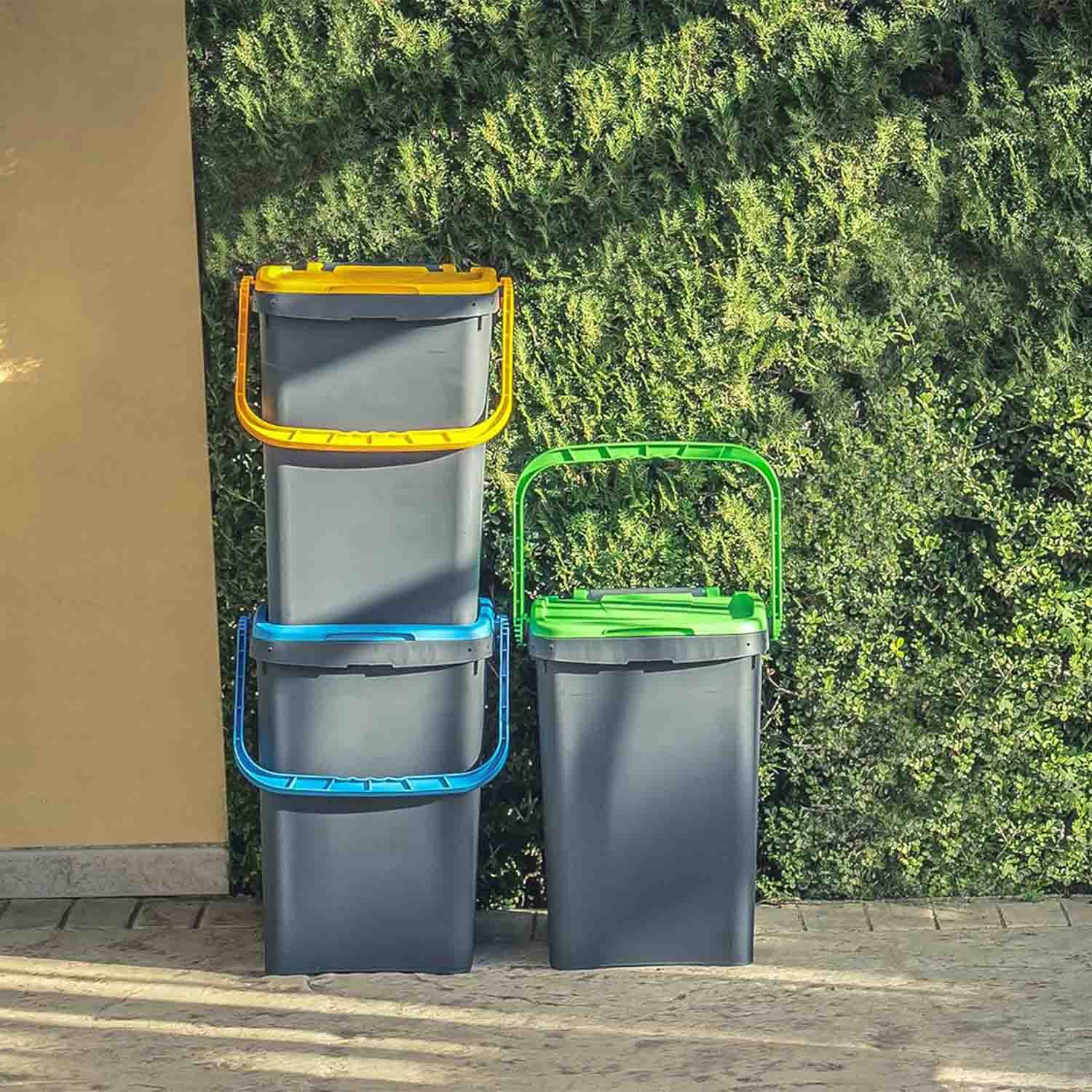 Set 3 pattumiere e bidoni 20L impilabili raccolta differenziata foto 4